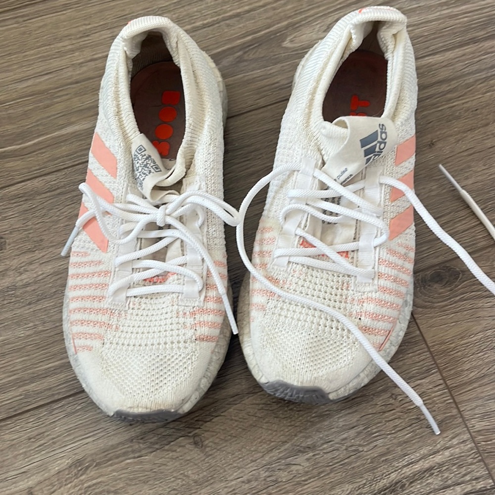 Adidas Pulseboost shoes size 8 1/2